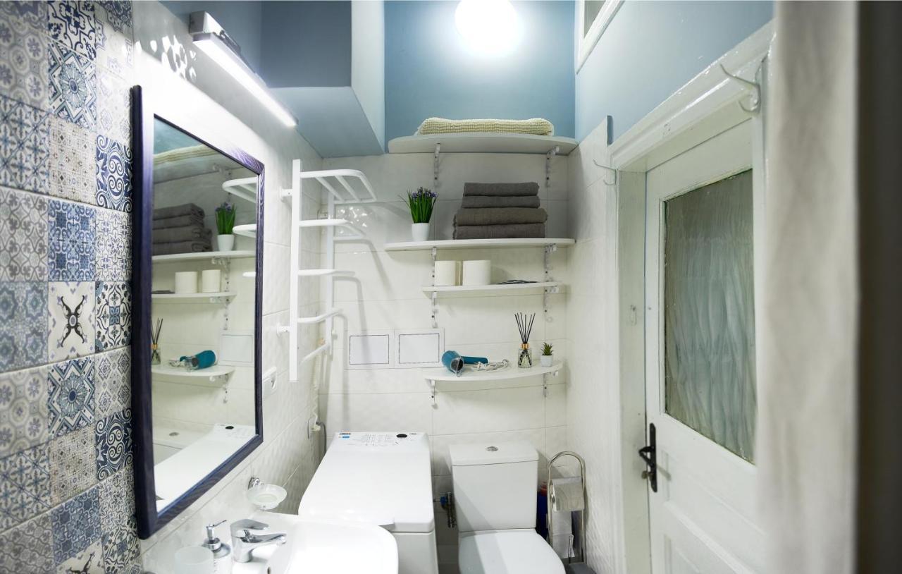 Stylish Apartments In The Center Λβιβ Εξωτερικό φωτογραφία